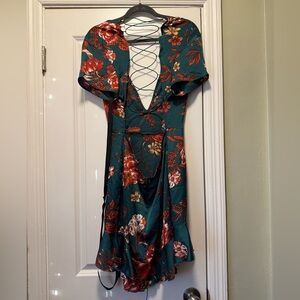 PrettyLittleThing Teal and Red Floral Backless Dress